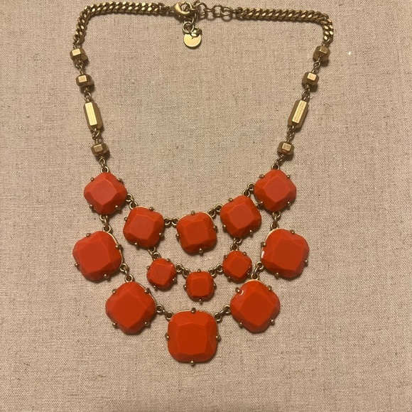 Stella & Dot Coral Bib Necklace - Picture 8 of 13